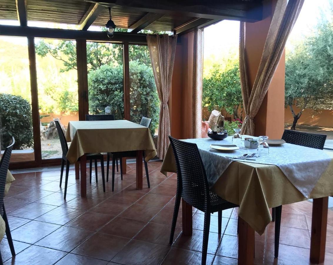 B&B Da Sabrina Сан-Теодоро Екстер'єр фото