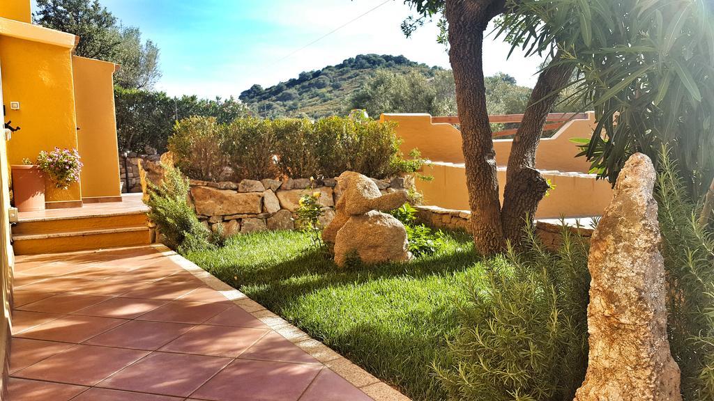 B&B Da Sabrina Сан-Теодоро Екстер'єр фото